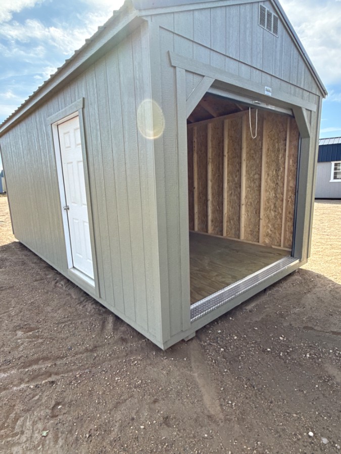 Utility Garage - Flandreau